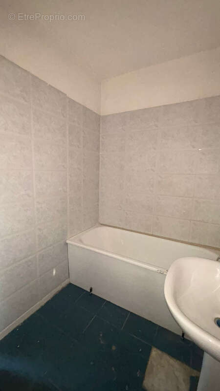 Appartement à PORT-DE-BOUC