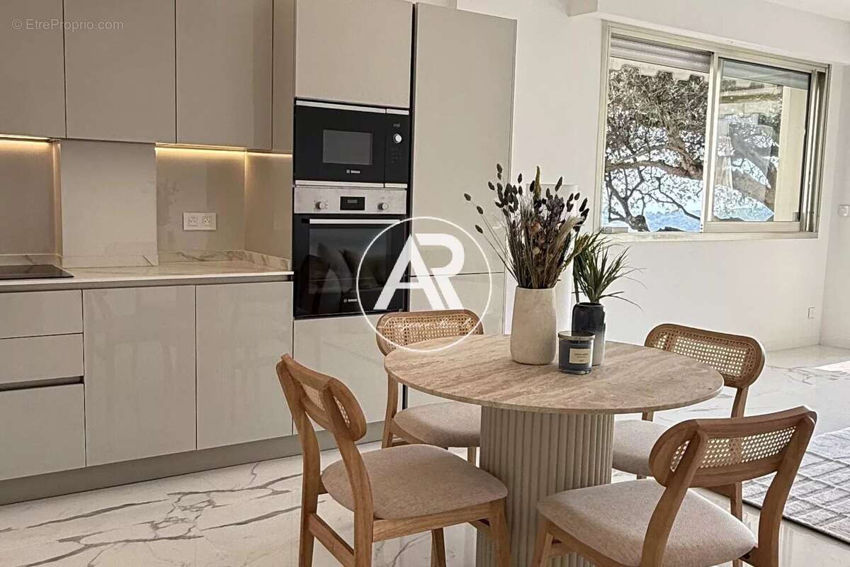 Appartement à VILLEFRANCHE-SUR-MER