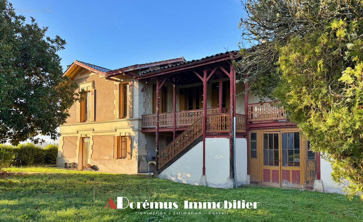 Maison à LATRESNE