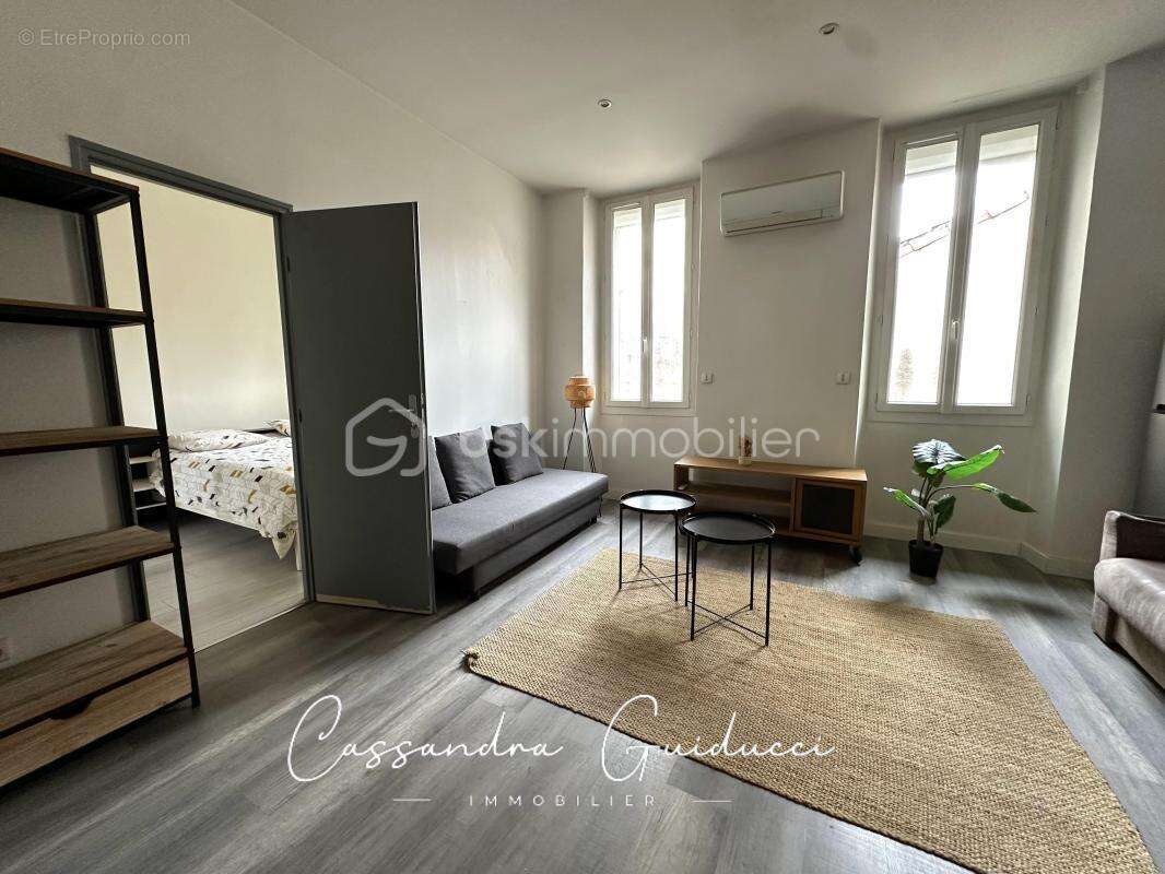 Appartement à MARSEILLE-7E