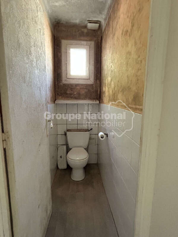 Maison à COURTHEZON