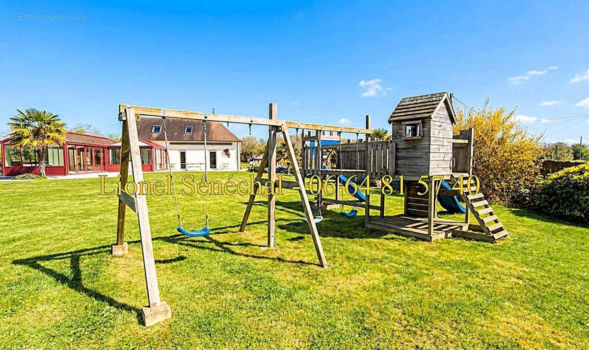 Maison à SAVIGNE-L'EVEQUE