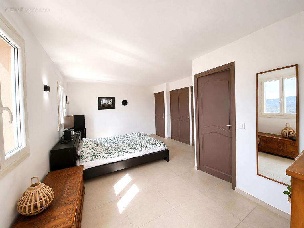 Superbe villa vue mer proche du village - photo 14