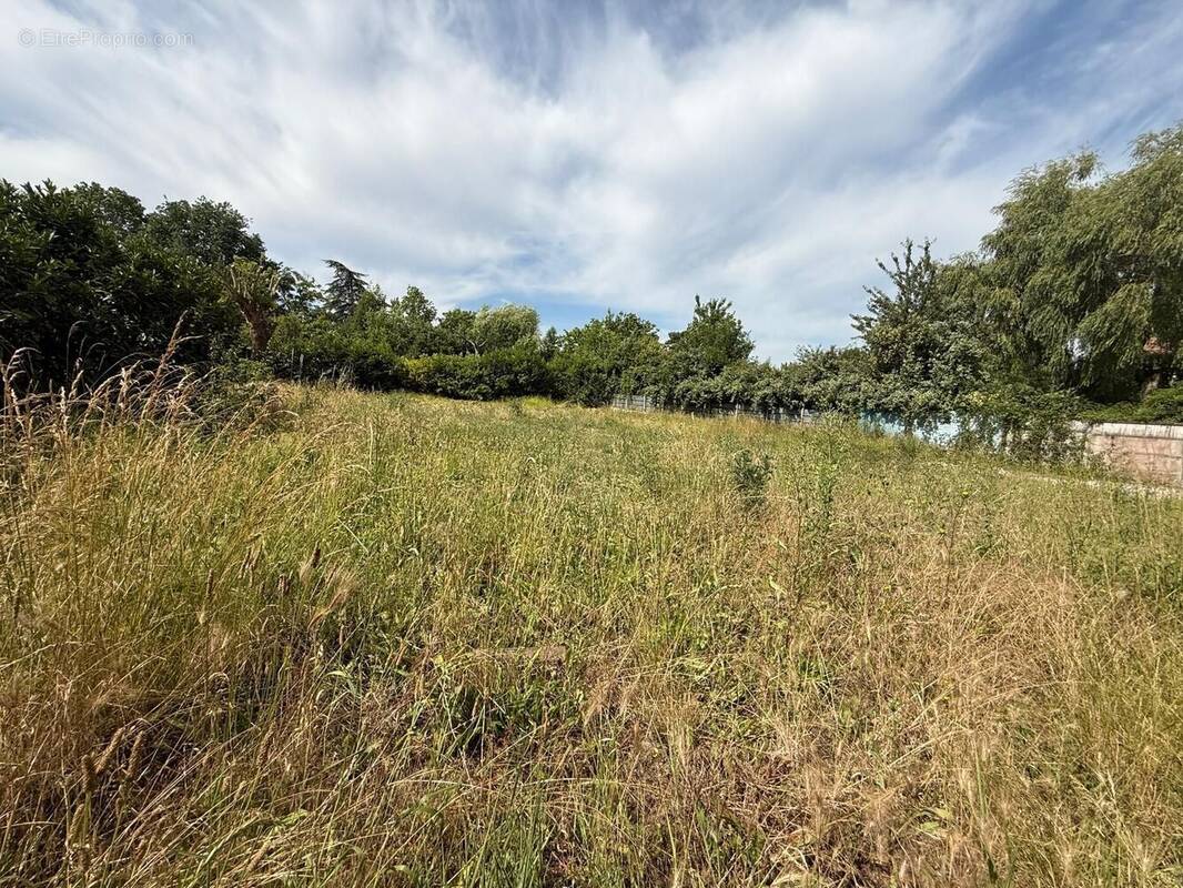 Terrain à BRETIGNY-SUR-ORGE