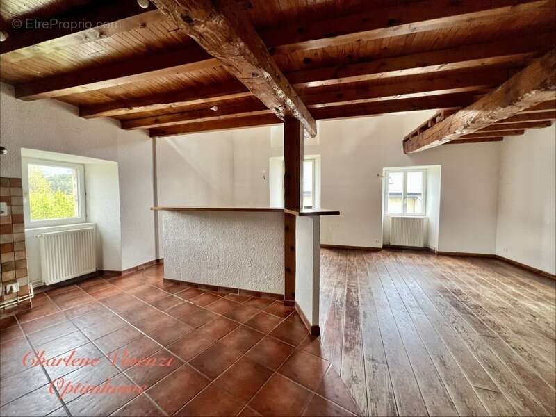 Maison à LA LLAGONNE