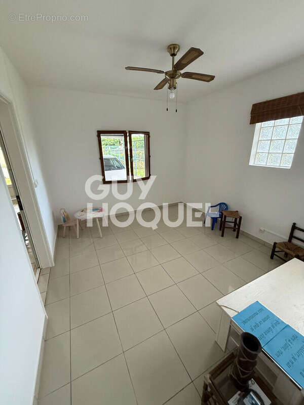 Maison à SAINTE-SUZANNE