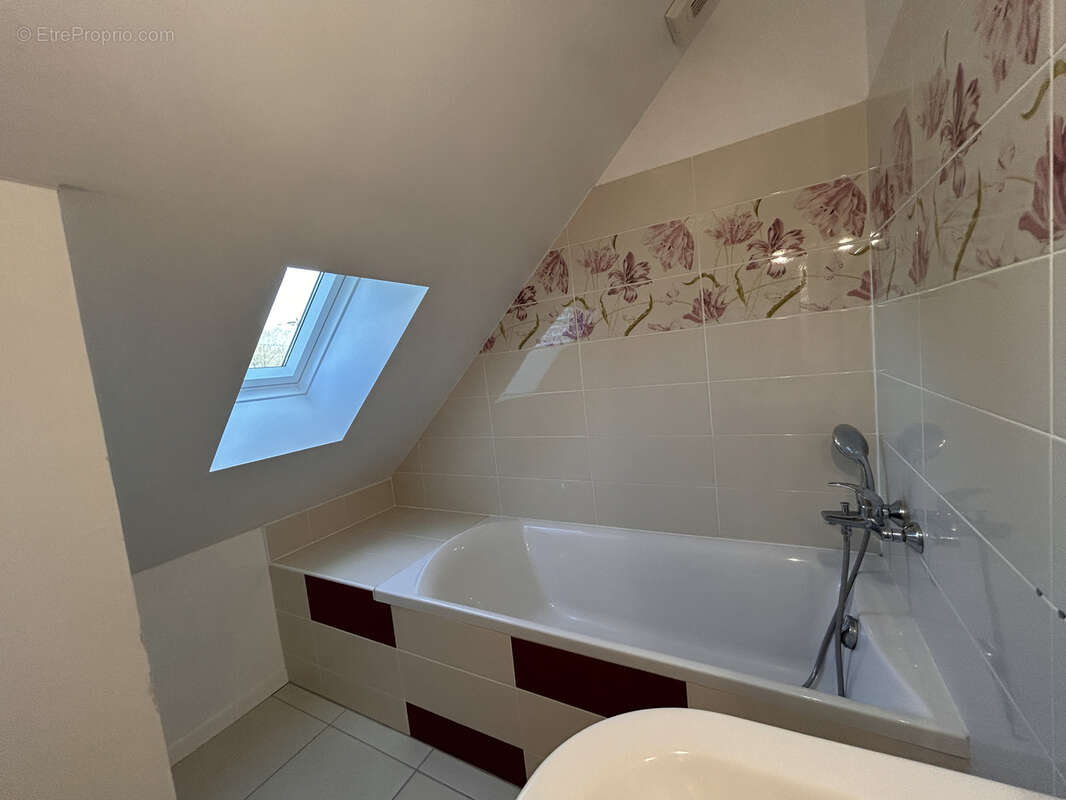 Maison à SAINT-BRANCHS