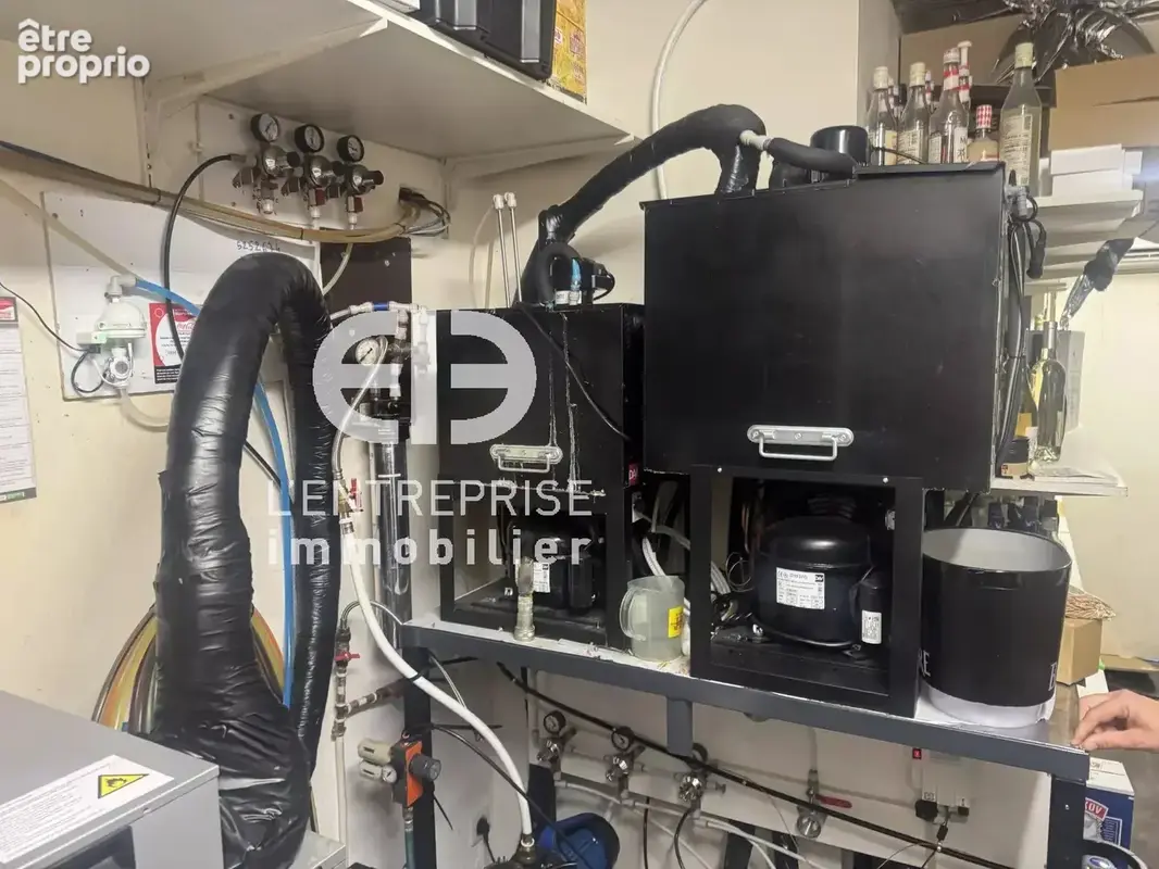 À vendre — parts de société restaurant-bar-club 144 m² — port de saint-laurent-du-var - photo 10