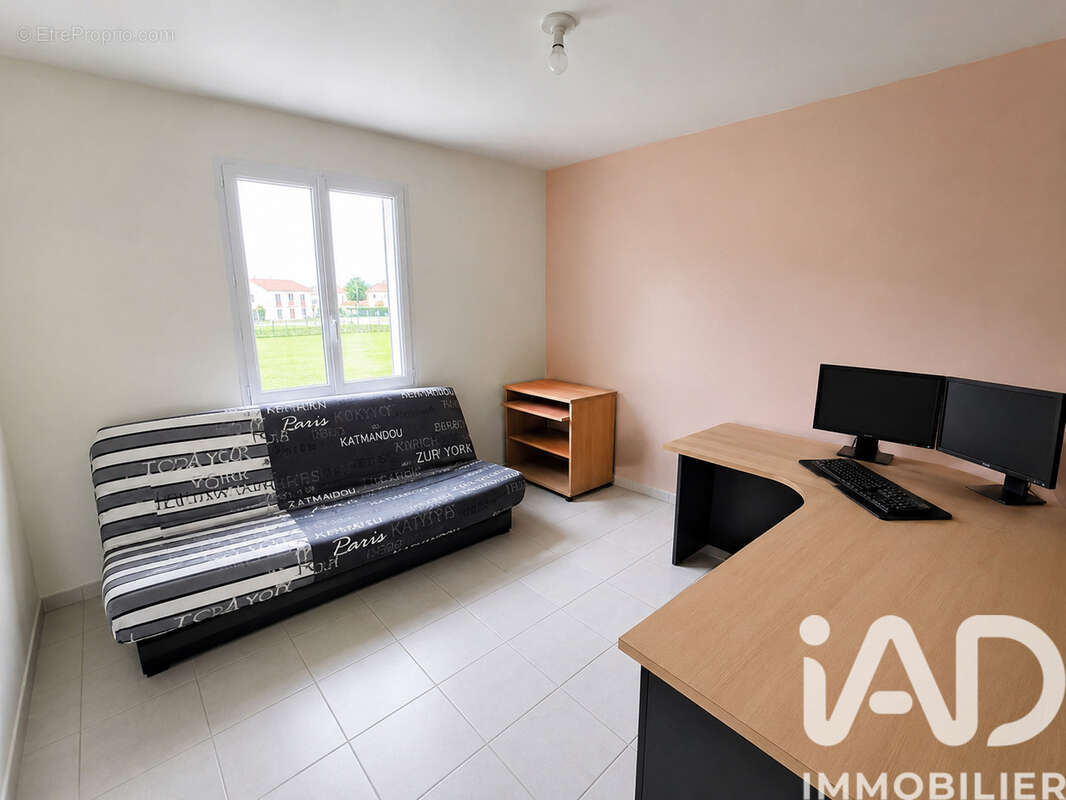 Photo 9 - Maison à LA COURONNE