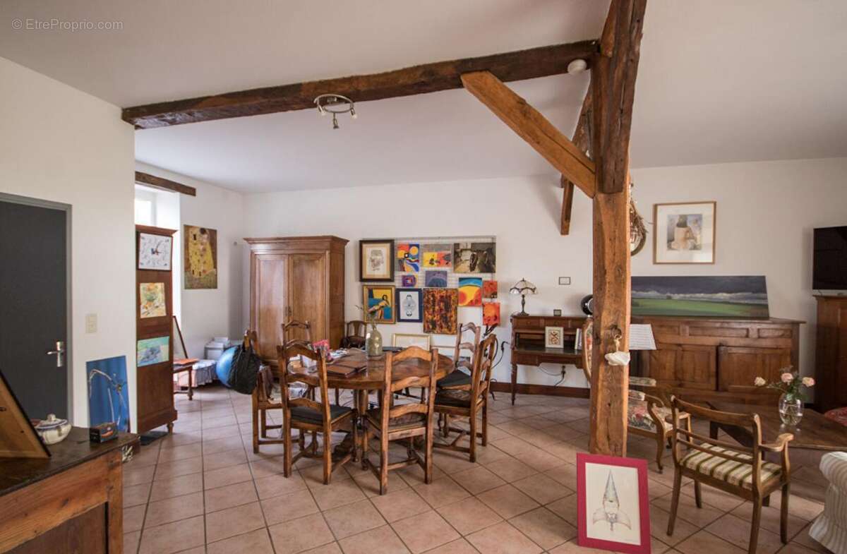 Maison à MIRANDE