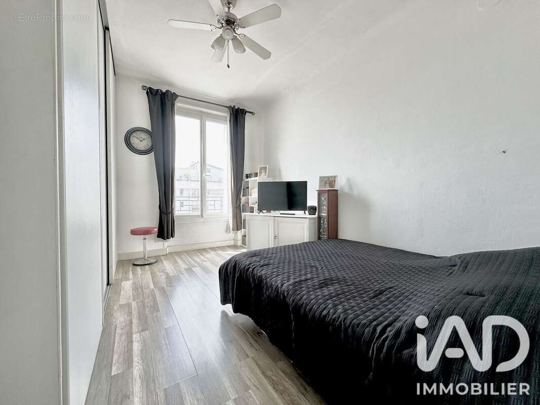 Photo 5 - Appartement à CHOISY-LE-ROI