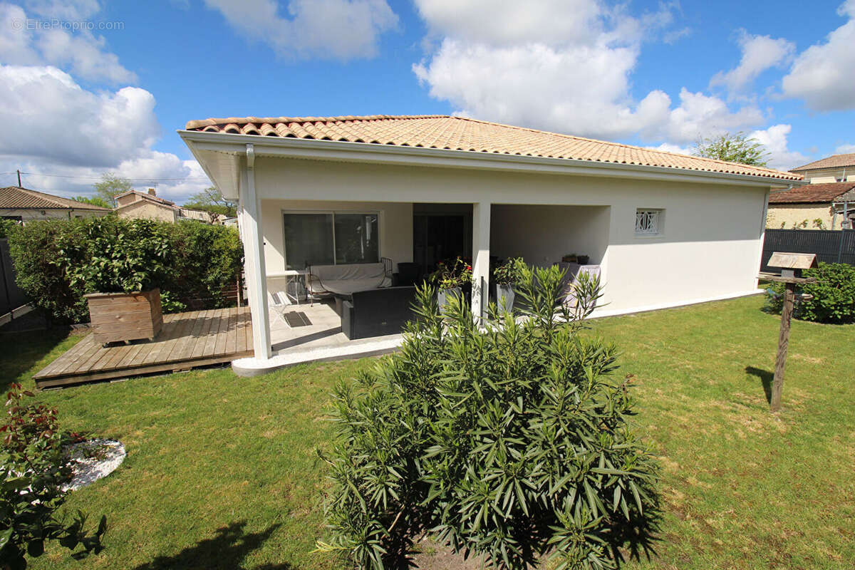 Maison à MOULIS-EN-MEDOC