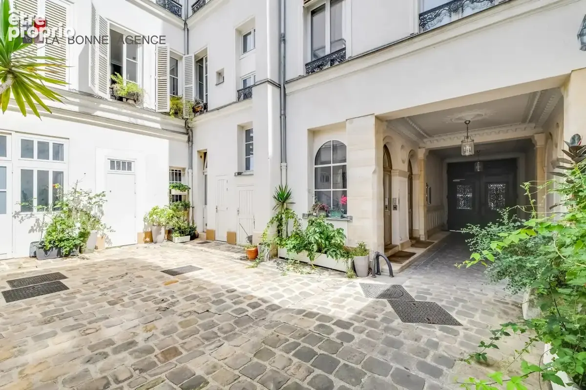 A vendre - champs-elysées - 2p 40m2 - 2eme et dernier etage - prix 500.000€ - photo 7