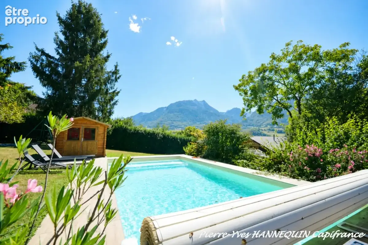 Chalet avec vue panoramique, piscine chauffée et T2 indépendant - photo 3