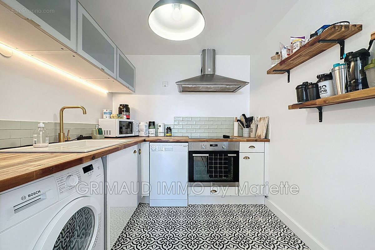 Appartement à GRIMAUD