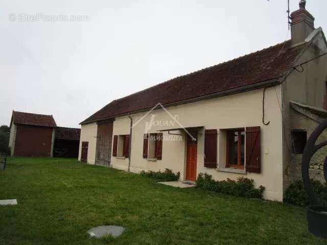 Maison à VARENNES-SUR-ALLIER