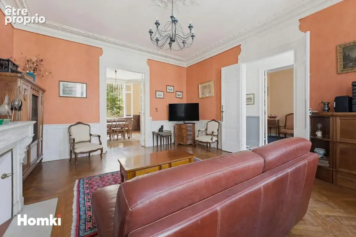 Maison de caractère – Extérieurs – Saint-Genès - photo 4