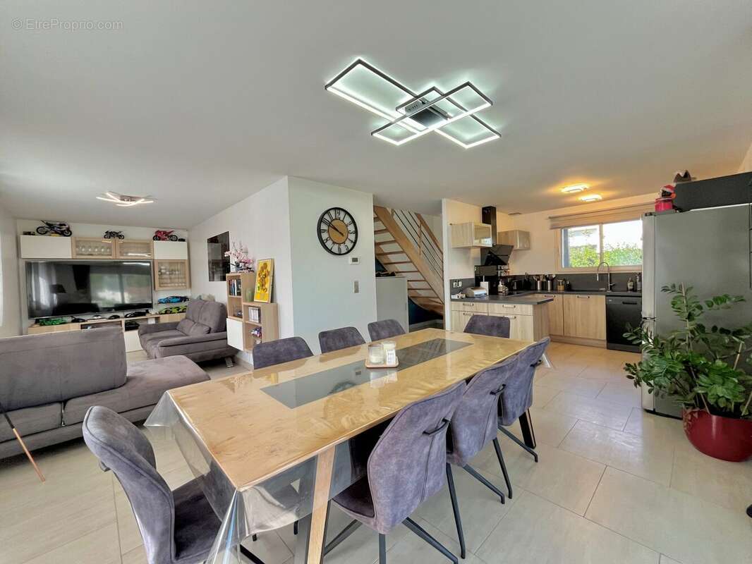 Maison 105 m² à Byans-Sur-Doubs  - photo 3