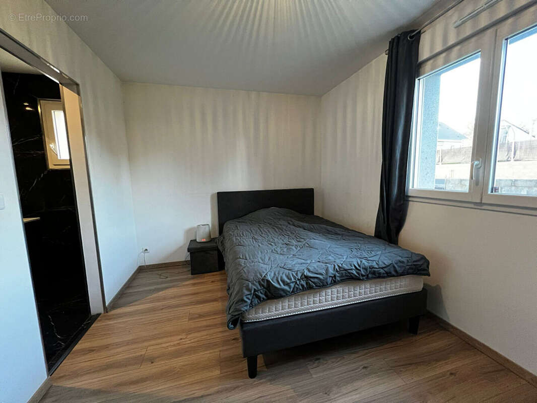 Maison à CROISSANVILLE