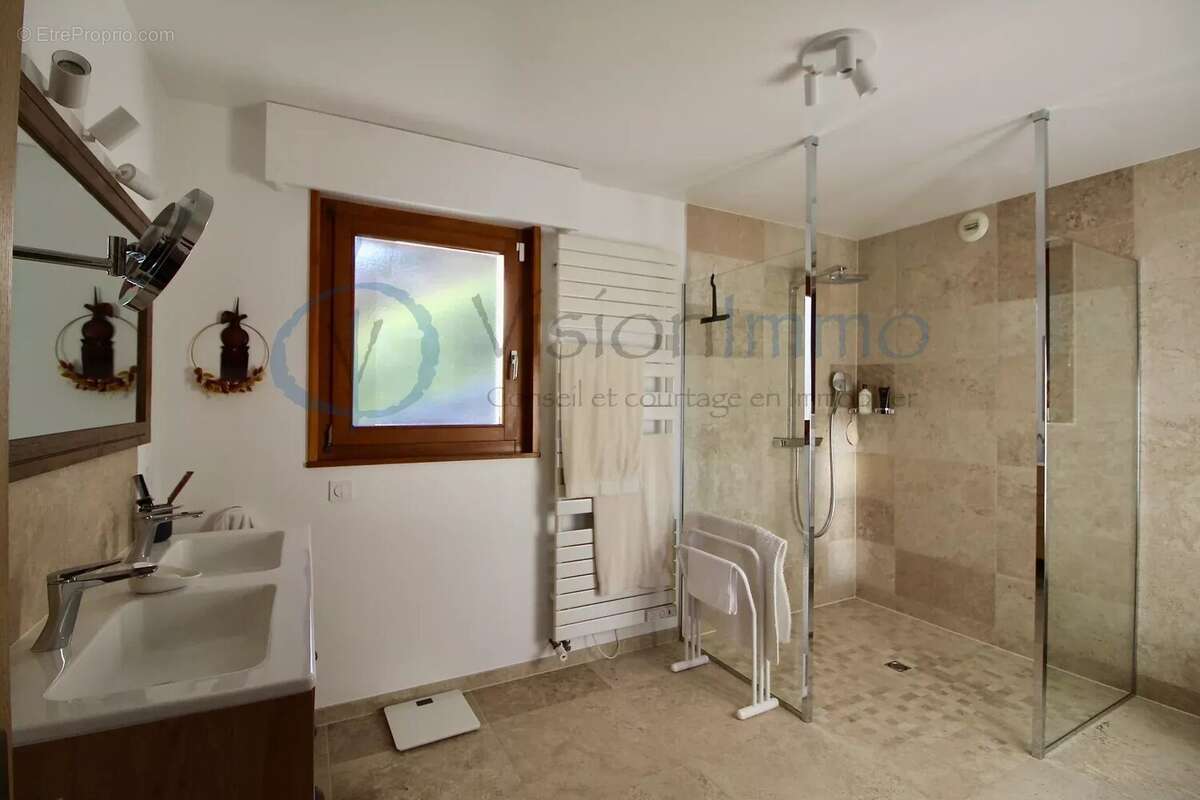 Maison à EVIAN-LES-BAINS