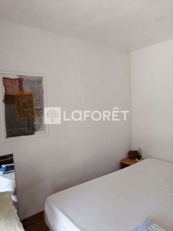 Maison à LES CHAPELLES