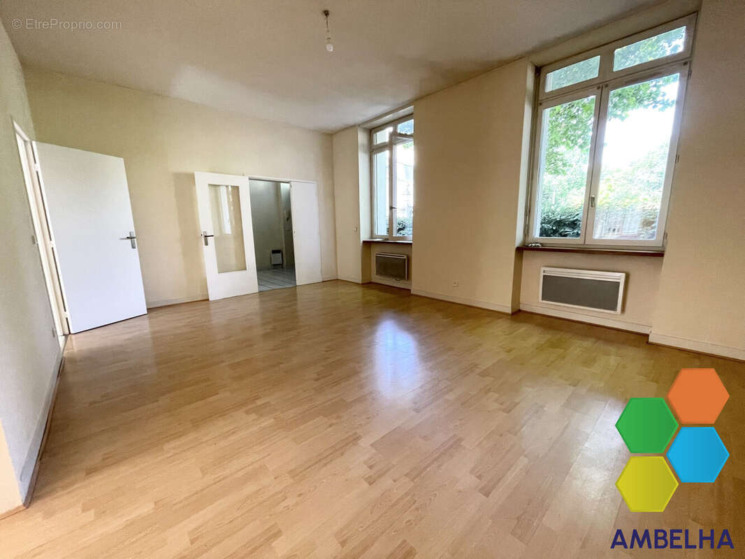 Appartement 89 m² à Tours  - photo 2