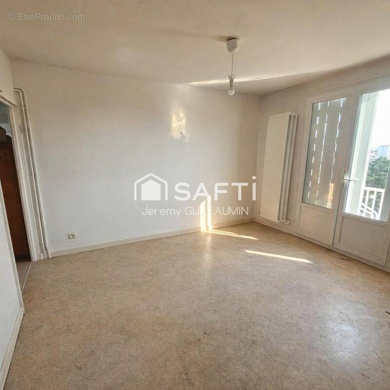 Photo 1 - Appartement à VICHY