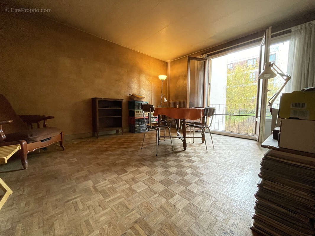 Appartement à MONTREUIL