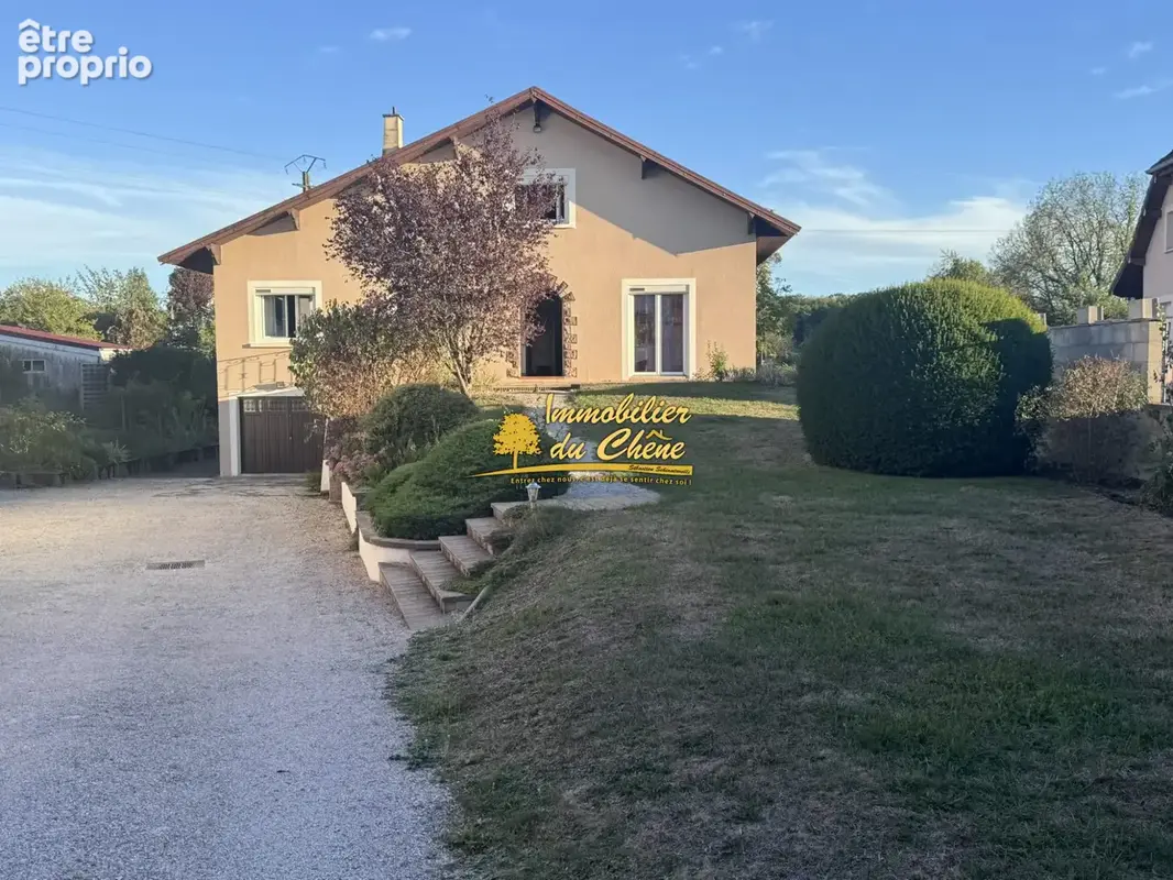 Photo Maison à Saint-Sauveur au prix de 220 500€