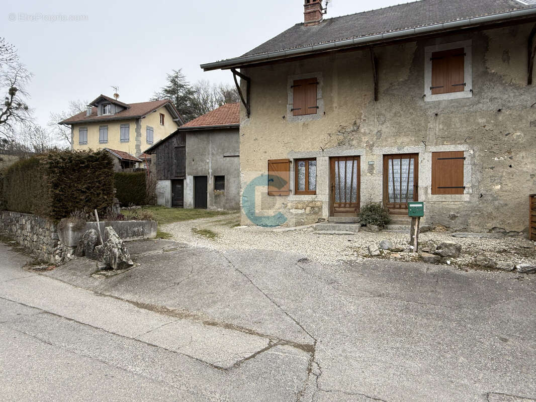 Maison à CERNEX