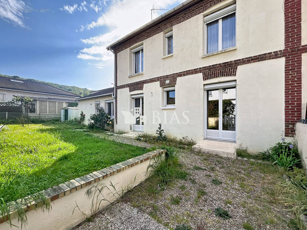 Maison à SAINT-PIERRE-LES-ELBEUF