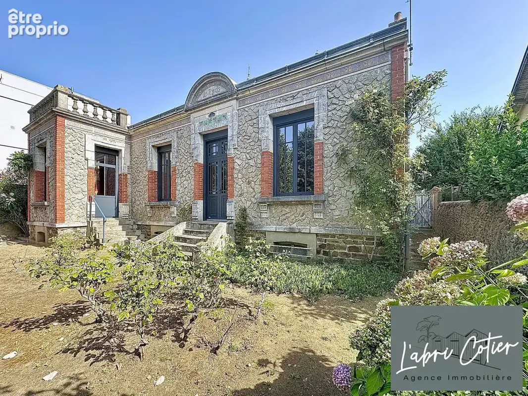 Façade maison - Maison à CHALLANS