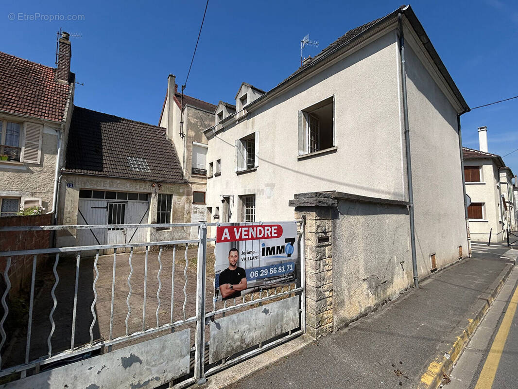 Maison à SAACY-SUR-MARNE