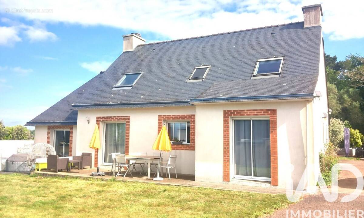 Photo 1 - Maison à SAINT-EVARZEC