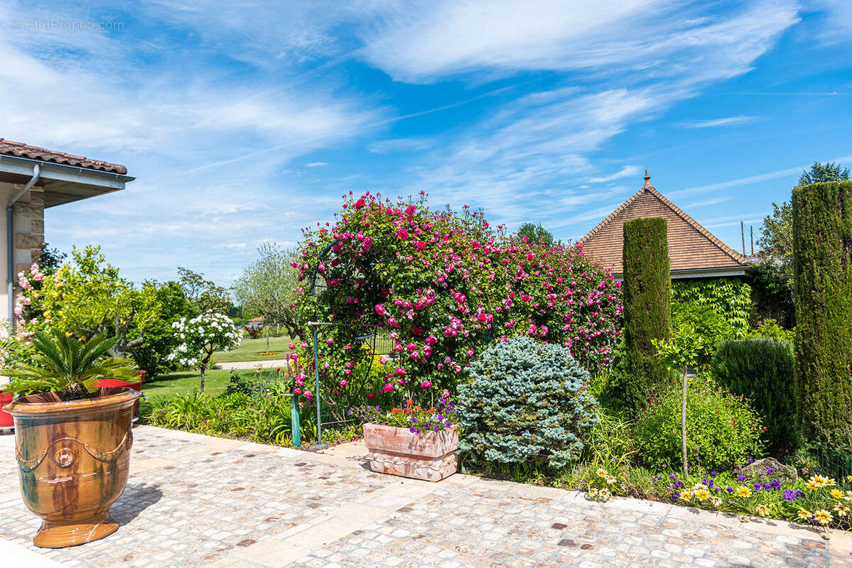 Maison à TRESSES