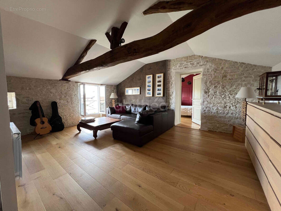 Maison à COULGENS