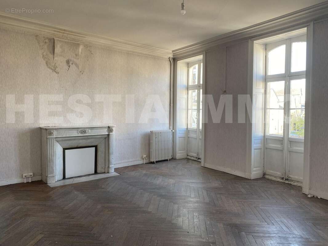 IMG_7646 - Maison à SAINT-GEREON