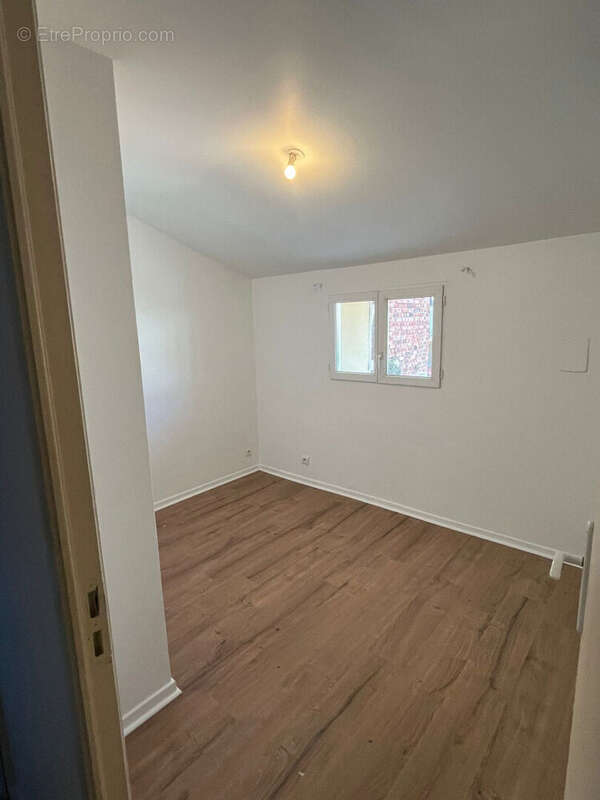 Appartement à LE COTEAU