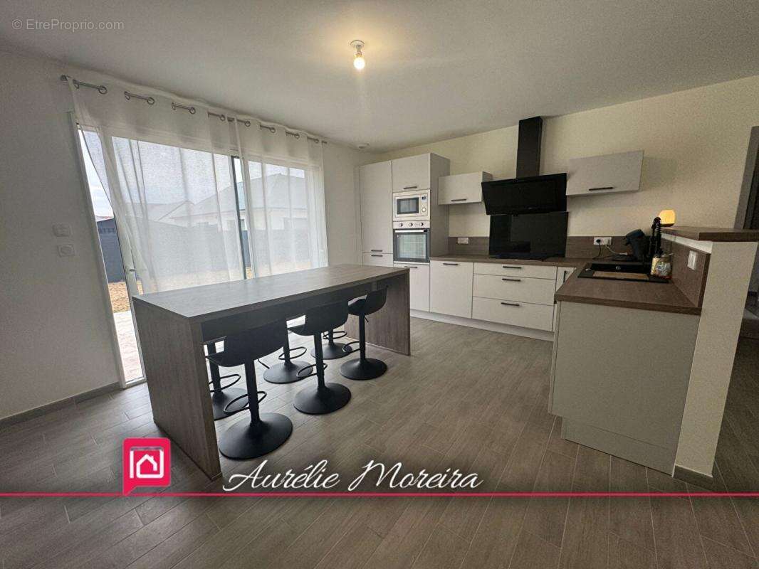 Maison Le Controis En Sologne 5 pièce(s) 94 m2 - photo 4