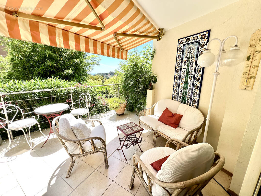 Appartement à LE CANNET