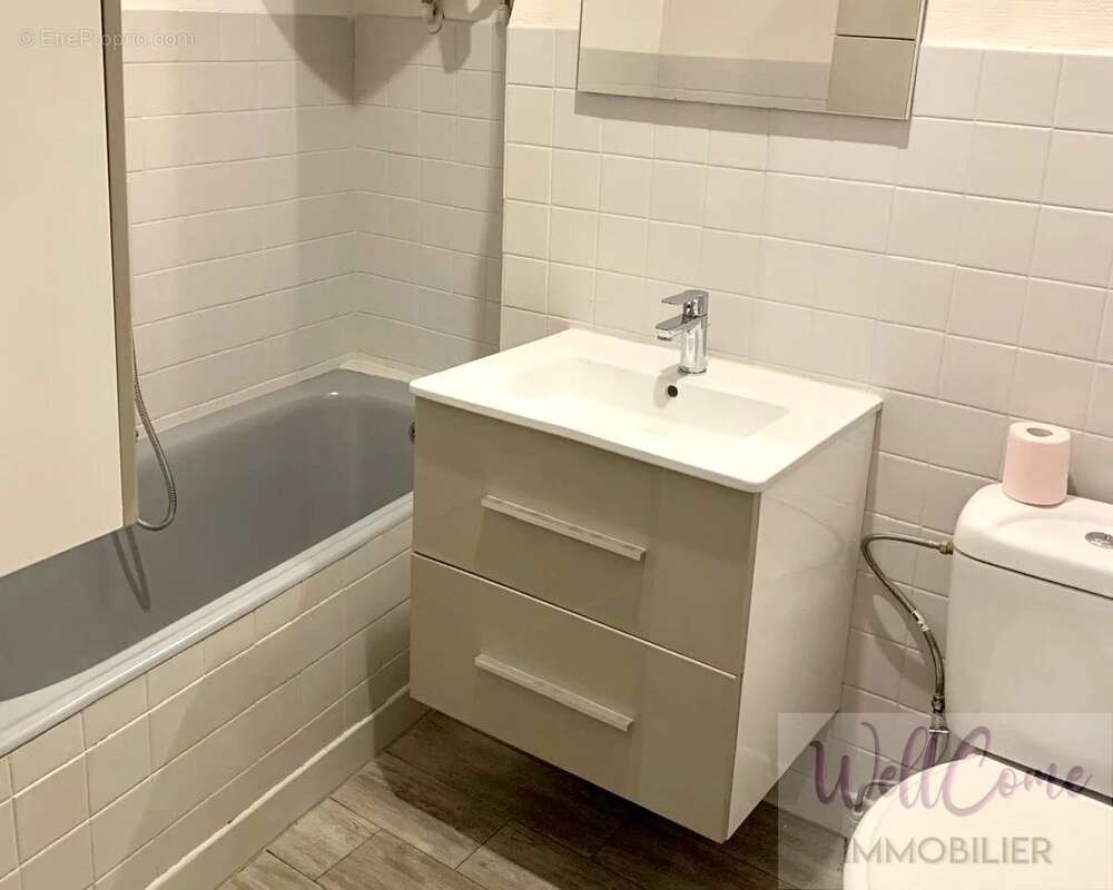 Commerce à AIX-LES-BAINS