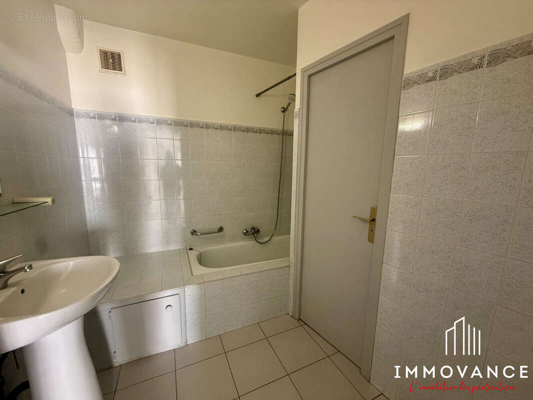 Appartement à JACOU