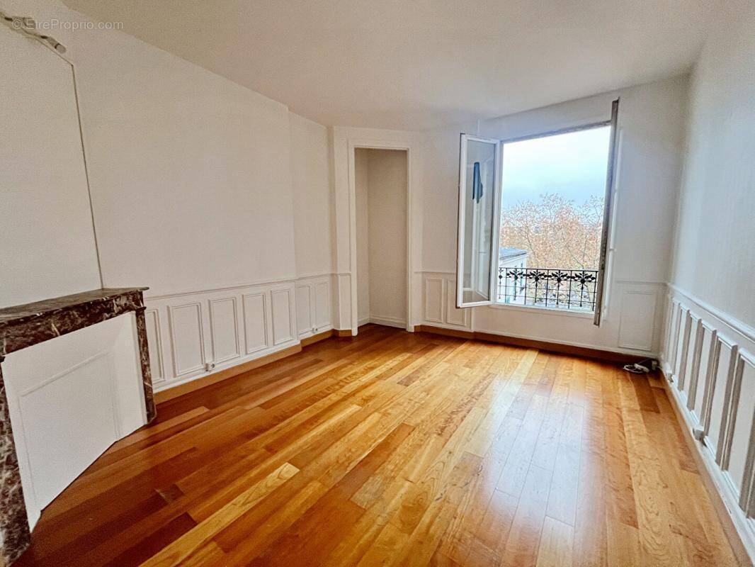 Appartement à COLOMBES