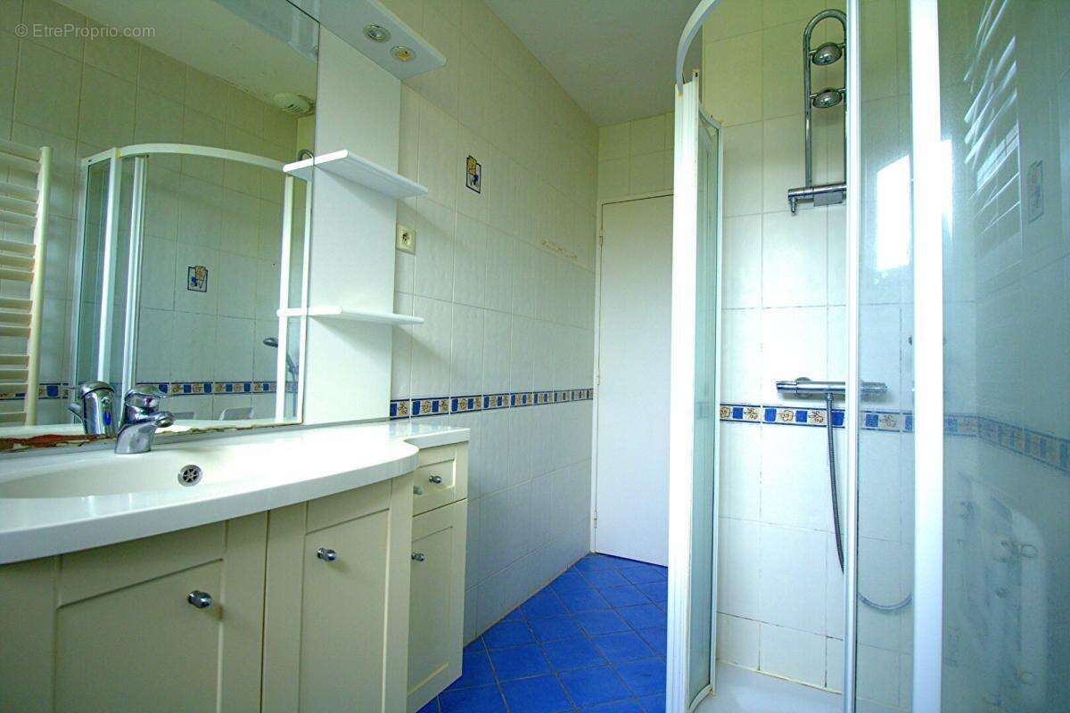 Maison à LA MEMBROLLE-SUR-LONGUENEE