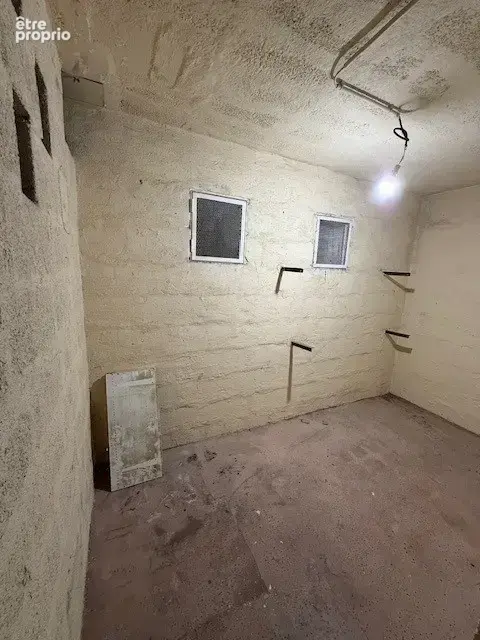 EXCLUSIVITE / TOULON - Faux T4 de 58,60 m2 + balcon + cellier + cave - photo 13