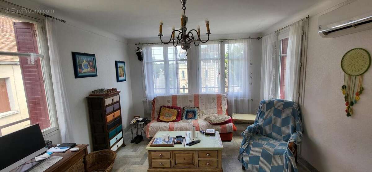 Photo 2 - Maison à VICQ-SUR-GARTEMPE