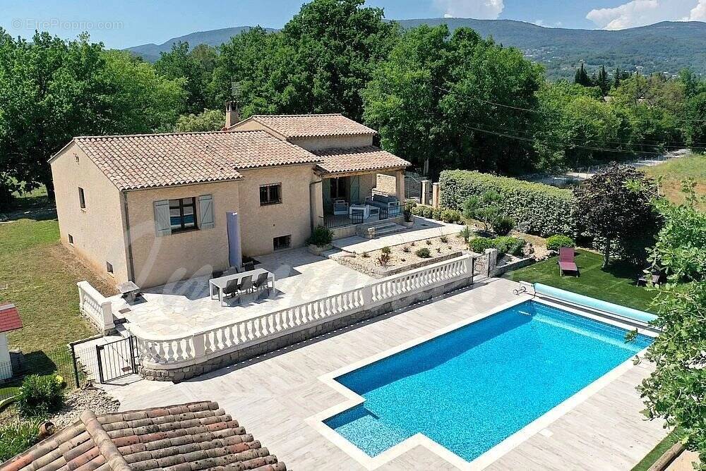 Maison à FAYENCE