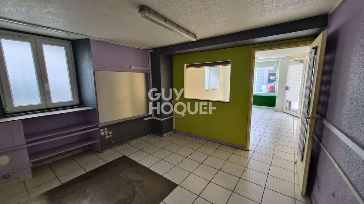 À vendre Local commercial de 32,5 m² au coeur de Cernay - photo 3