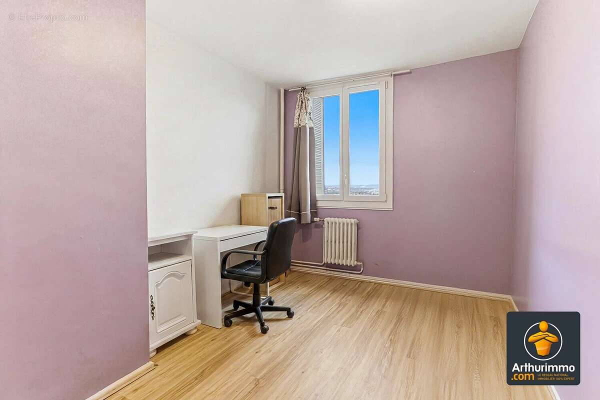 Appartement à LA MULATIERE