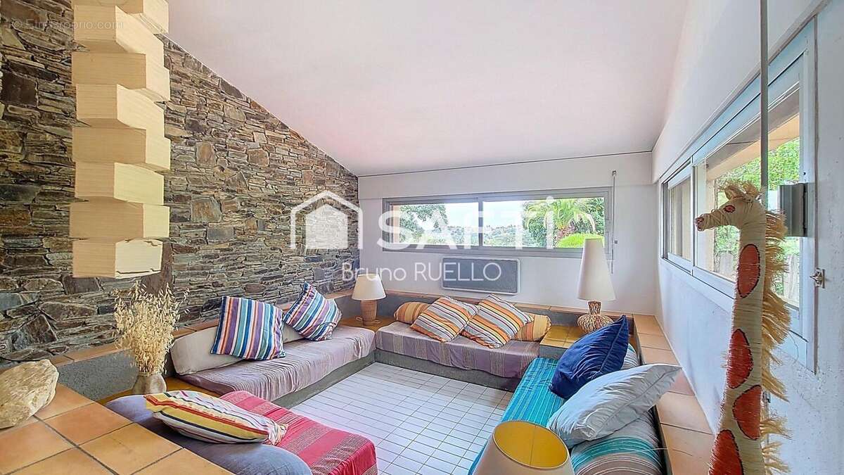 Photo 3 - Maison à MONTESQUIEU-DES-ALBERES